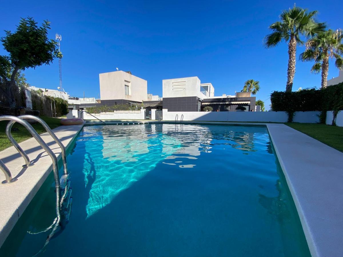 Luxury House Villamartin Zenia 阿利坎特 外观 照片
